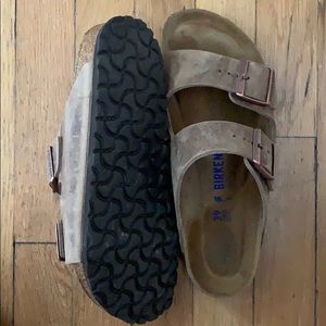 Birkenstock Arizona _ barely worn